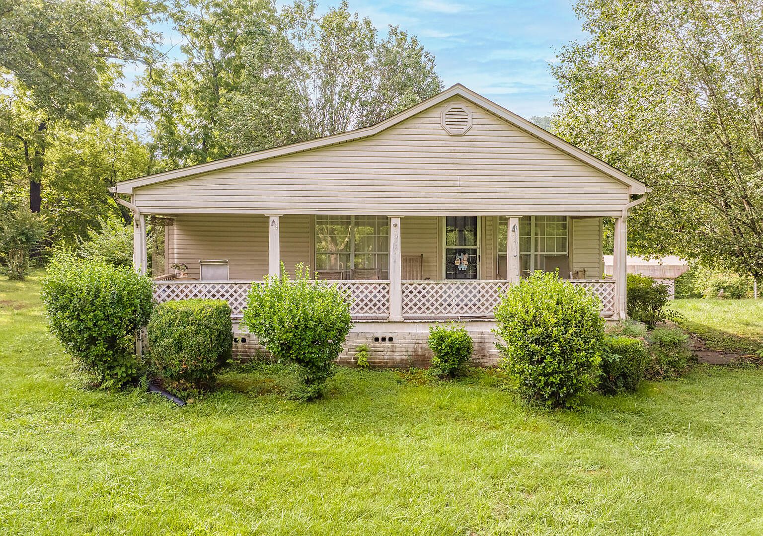 8332 White Ln, Knoxville, TN 37920 Zillow