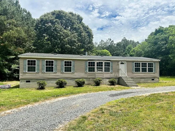 12151 Bethel Church Rd, Hallwood, VA 23359