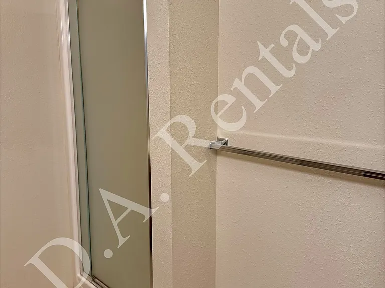 3210B Mayfair Dr SW — Photo 13