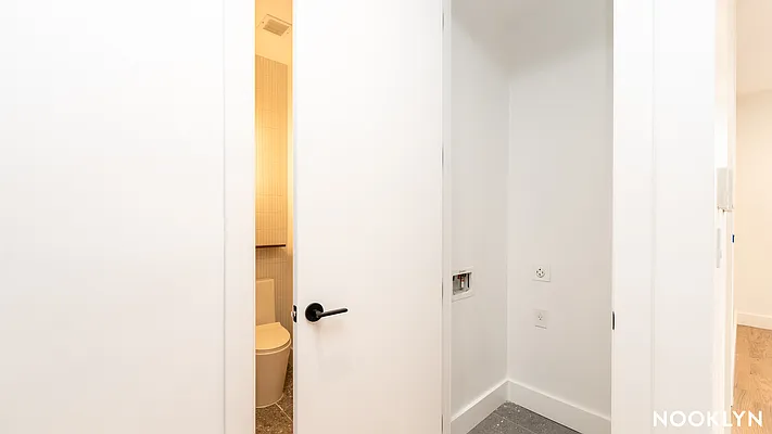 Rented by Nooklyn NYC LLC | media 9