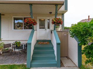 640 Broadway St #807, Saanich, BC V8Z2G4