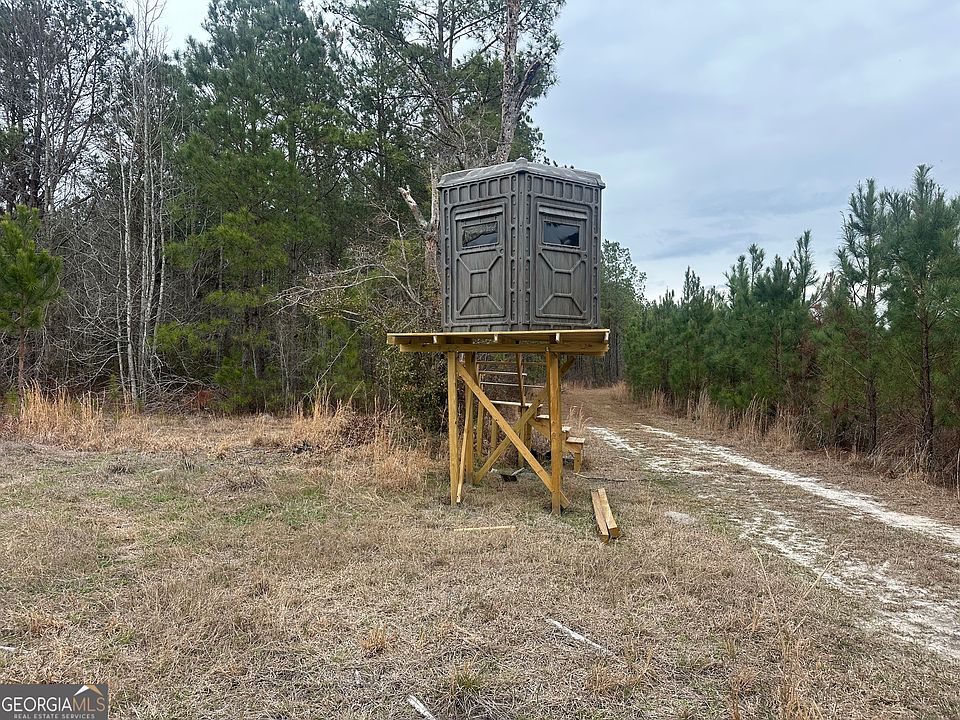 1st image of 160 Landing Rd