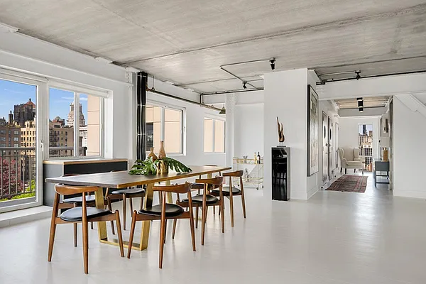 Sold by Modlin Group | media 4