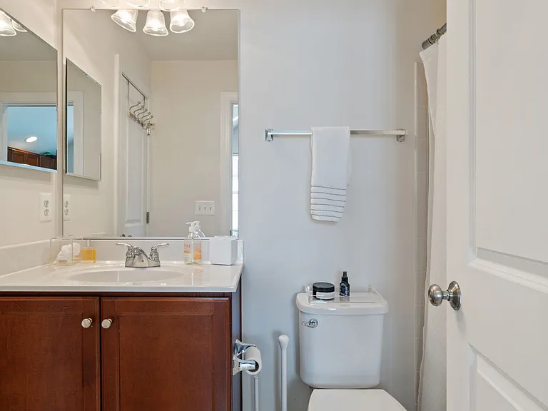 Basement full bath