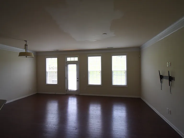 9620 Camberley Ave NW — Photo 13