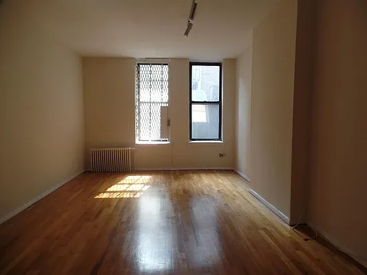 Rented by Keller Williams NYC | media 2