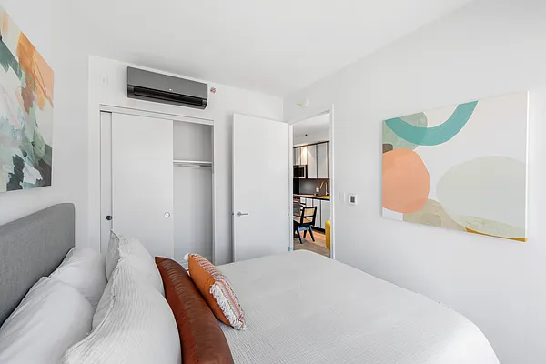 Rented by Charney Real Estate LLC | media 7