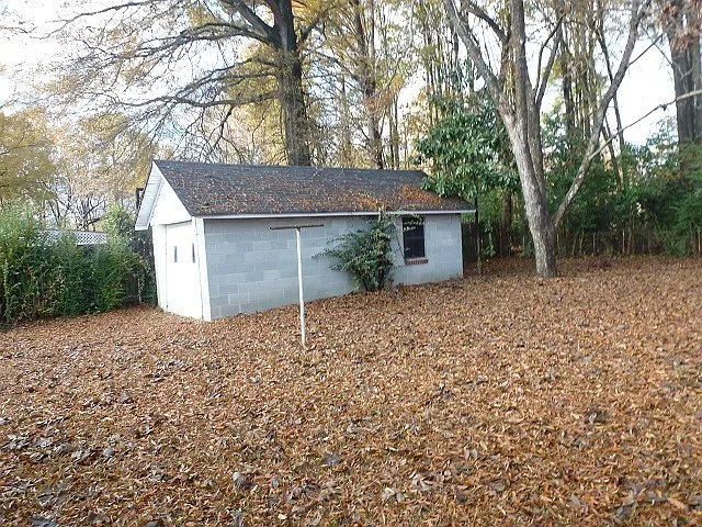712 Finley Rd — Photo 7