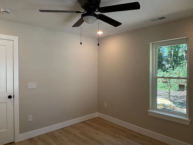 1 Smarr Ct — Photo 11