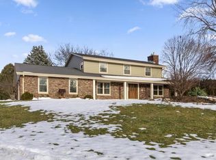 1080 Laurel Ct, Watertown, WI 53098