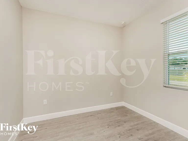 755 Darby Ave SW — Photo 11