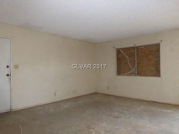 5th image of 4834 E Harmon Ave