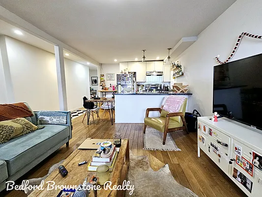 Rented by Bedford Brownstone Realty | media 2