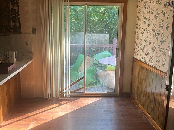 2nd image of 126 Kirkland Dr