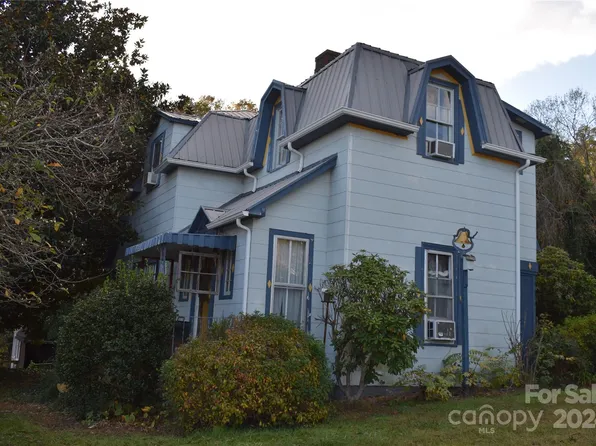 35 Maple St, Old Fort, NC 28762