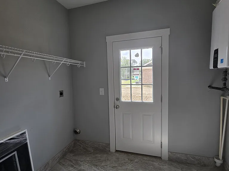 913 Cloud Springs Rd — Photo 9