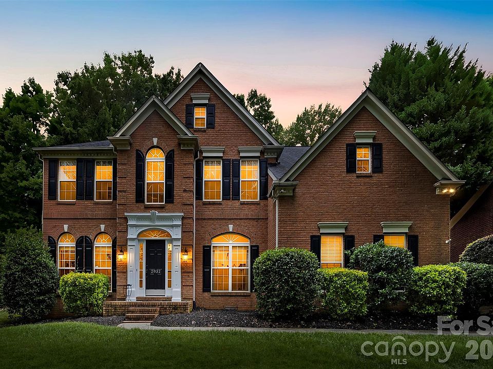 1st image of 2832 Shady Reach Ln