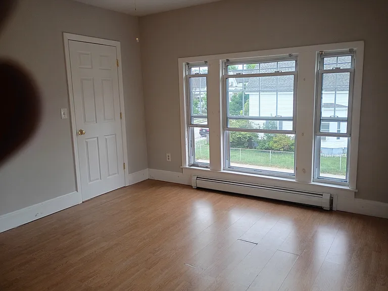 644 Pine St #2 — Photo 4