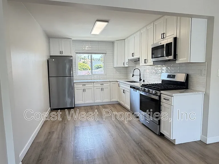 4802 Orchard Ave #6 — Photo 3