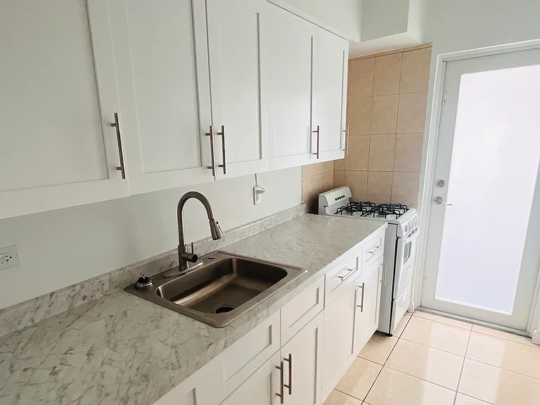 2045 Calais Dr #8 — Photo 7