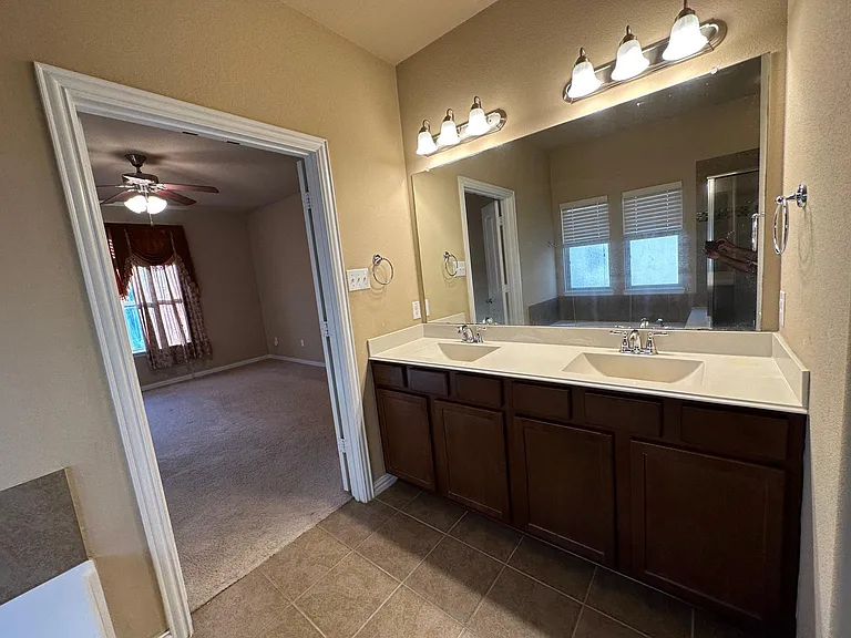 3428 Canyon Lake Dr — Photo 18