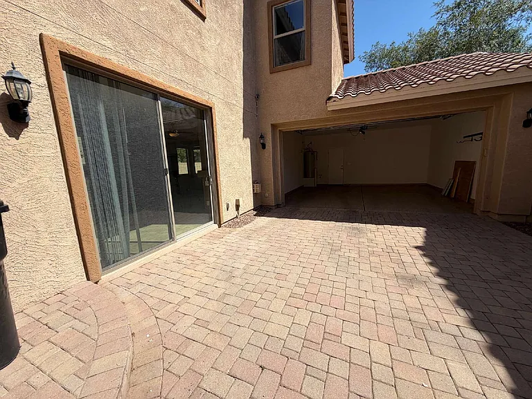 5621 E Adrian Ave — Photo 21