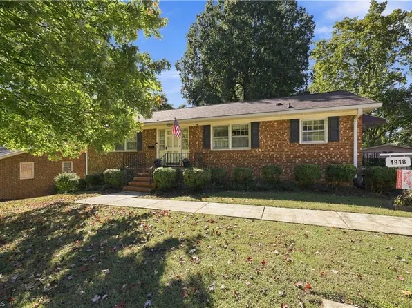 1918 W Front St, Burlington, NC 27215