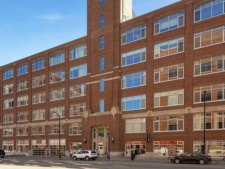 700 Washington Ave N #207 — Photo 21