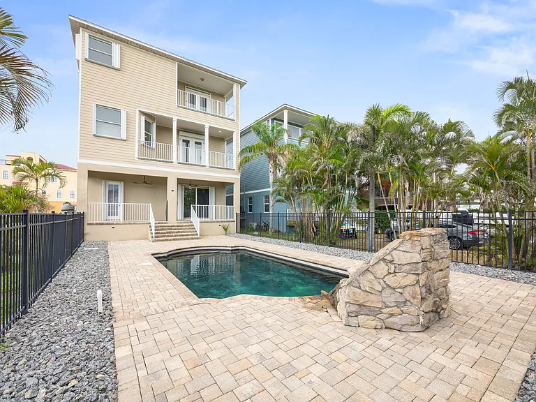 1340 Apollo Beach Blvd S — Photo 67