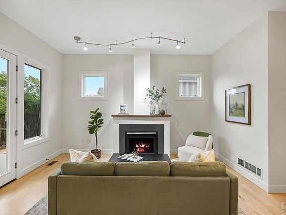 4th image of 1461 Zamia Ave