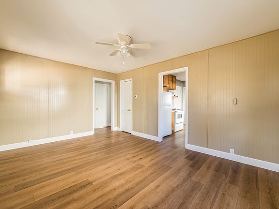 5th image of 717 NW A St