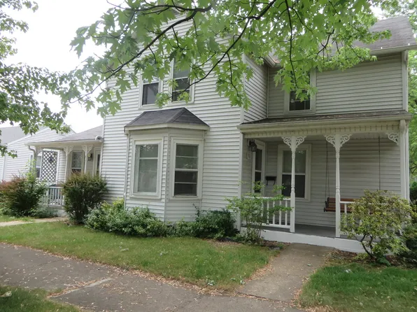 411 S Prairie Ave, Bradley, IL 60915