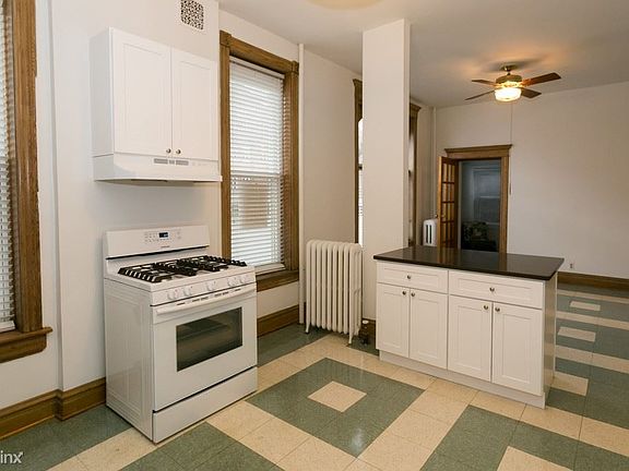 4th image of 3559 N Ashland Ave #Oner