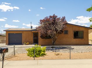 225 Neal Ln SW, Albuquerque, NM 87121
