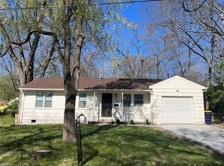 9044 Grand Ave, Kansas City, MO 64114