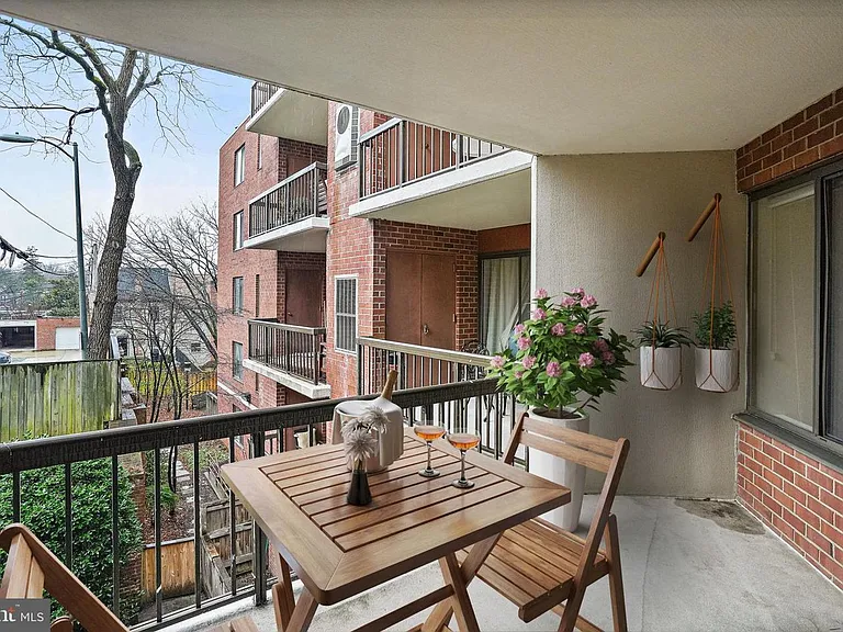 2320 Wisconsin Ave NW #309 & P-1 — Photo 11