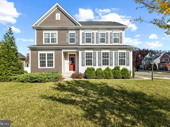 10428 Golden Aster Ct, Bristow, VA 20136