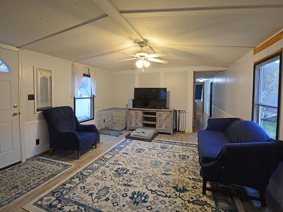 1st image of 22 Grenier Blvd