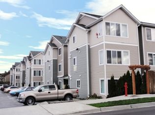 10790 16th Ave SW, Seattle, WA 98146