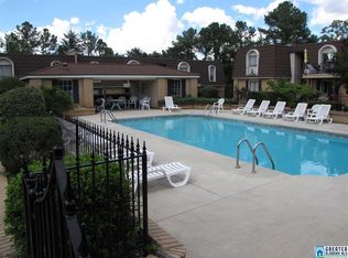 161 Old Montgomery Hwy APT A, Vestavia Hills, AL 35216