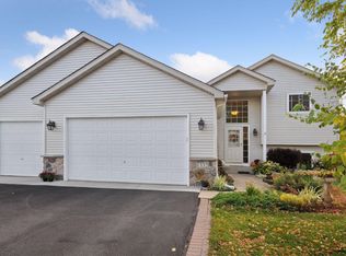 1332 Evergreen Pl, Mayer, MN 55360