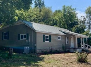 160 Bottom Rd, Lafayette, TN 37083