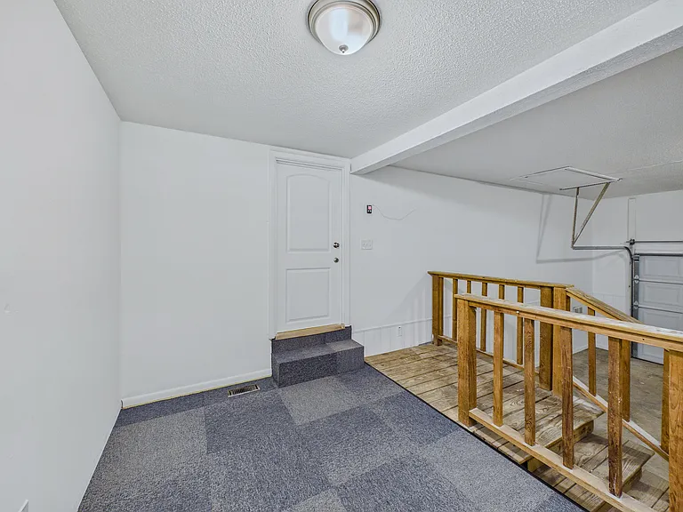 8210 Park Ave-18_06292026