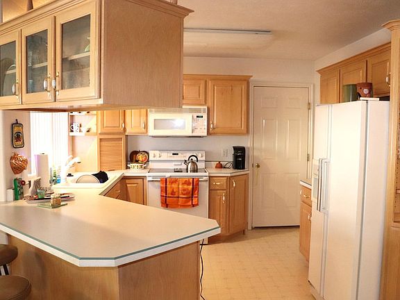 4th image of 1050 W Red Hills Pkwy Unit 19