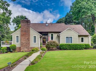 29 Commodore Point Rd, Clover, SC 29710