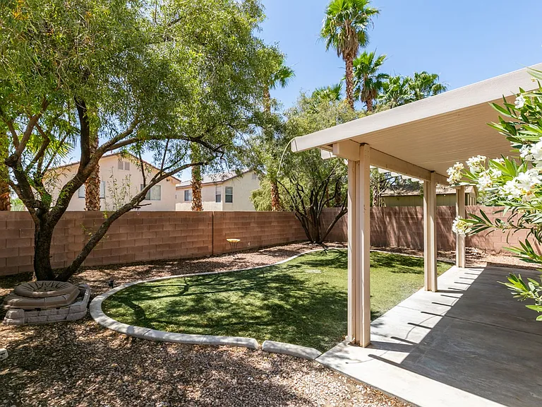 5025 Glittering Star Ct N — Photo 49