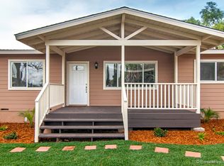 1156 Via Rancho Pkwy, Escondido, CA 92029