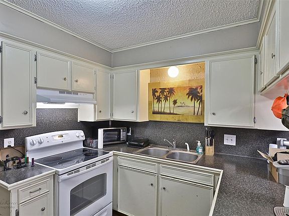5th image of 1025 Ruswood Dr