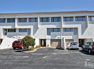 5407 Marina Club Dr, Wilmington, NC 28409