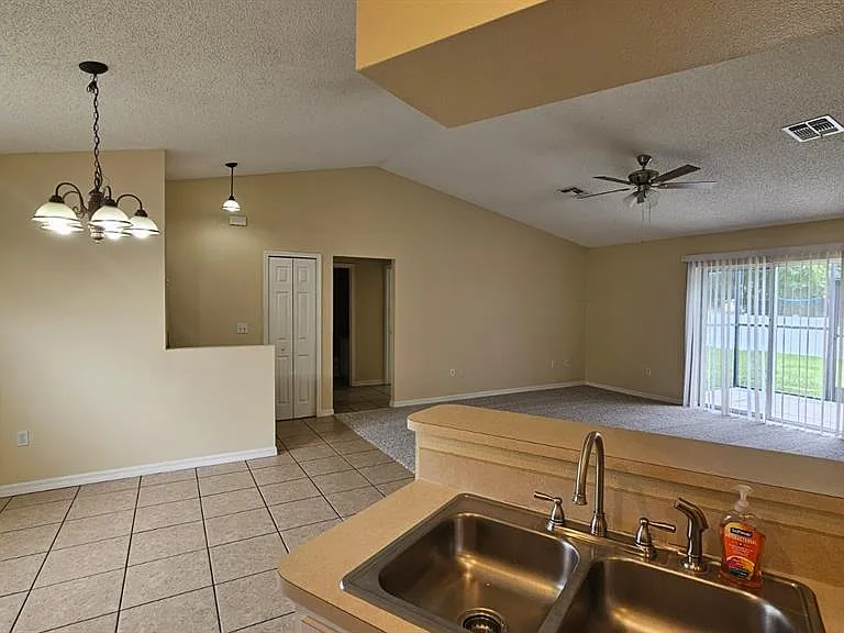 10368 Lansfield St — Photo 8